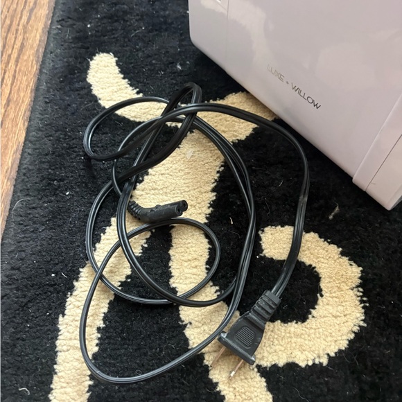 LED Vanity Mirror with Touch Sensor - Picture 9 of 10